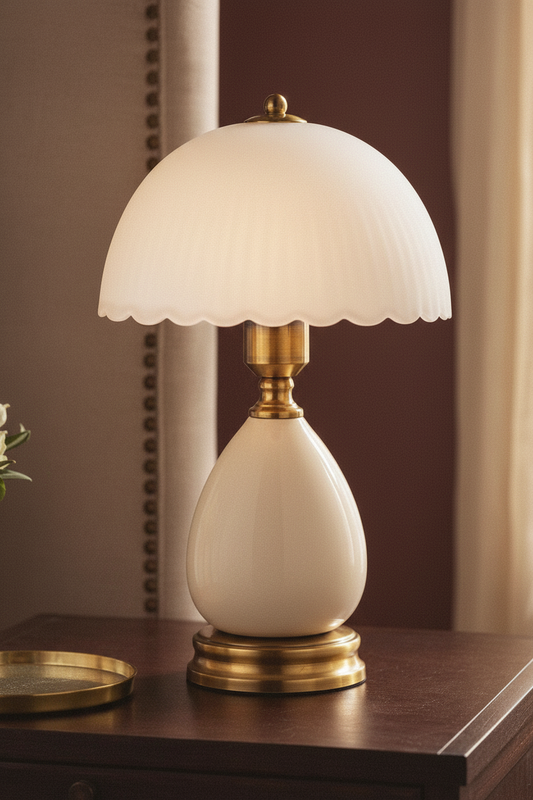 Scalloped Dome Table Lamp | Ceramic Base & Brass Fittings | Vintage Bedside Lamp | 3-Level Dimmer